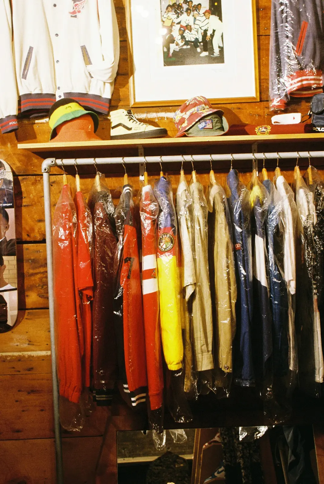 Omni Store Late Night, photo 19 of 28